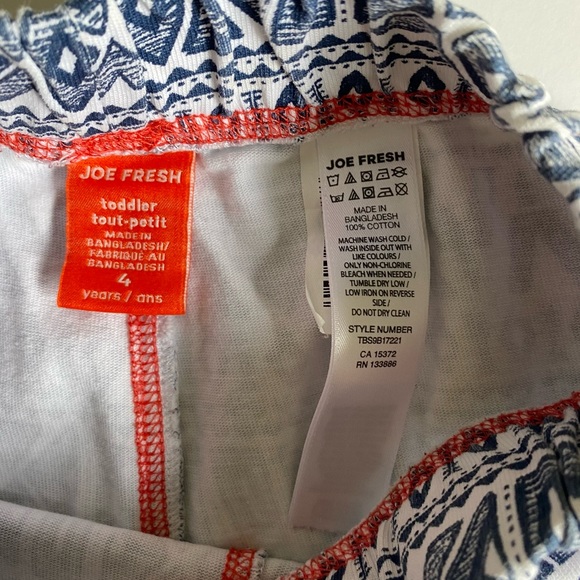 Joe Fresh Geometric Fish Print Pull-On Shorts Size 4T - Picture 4 of 4